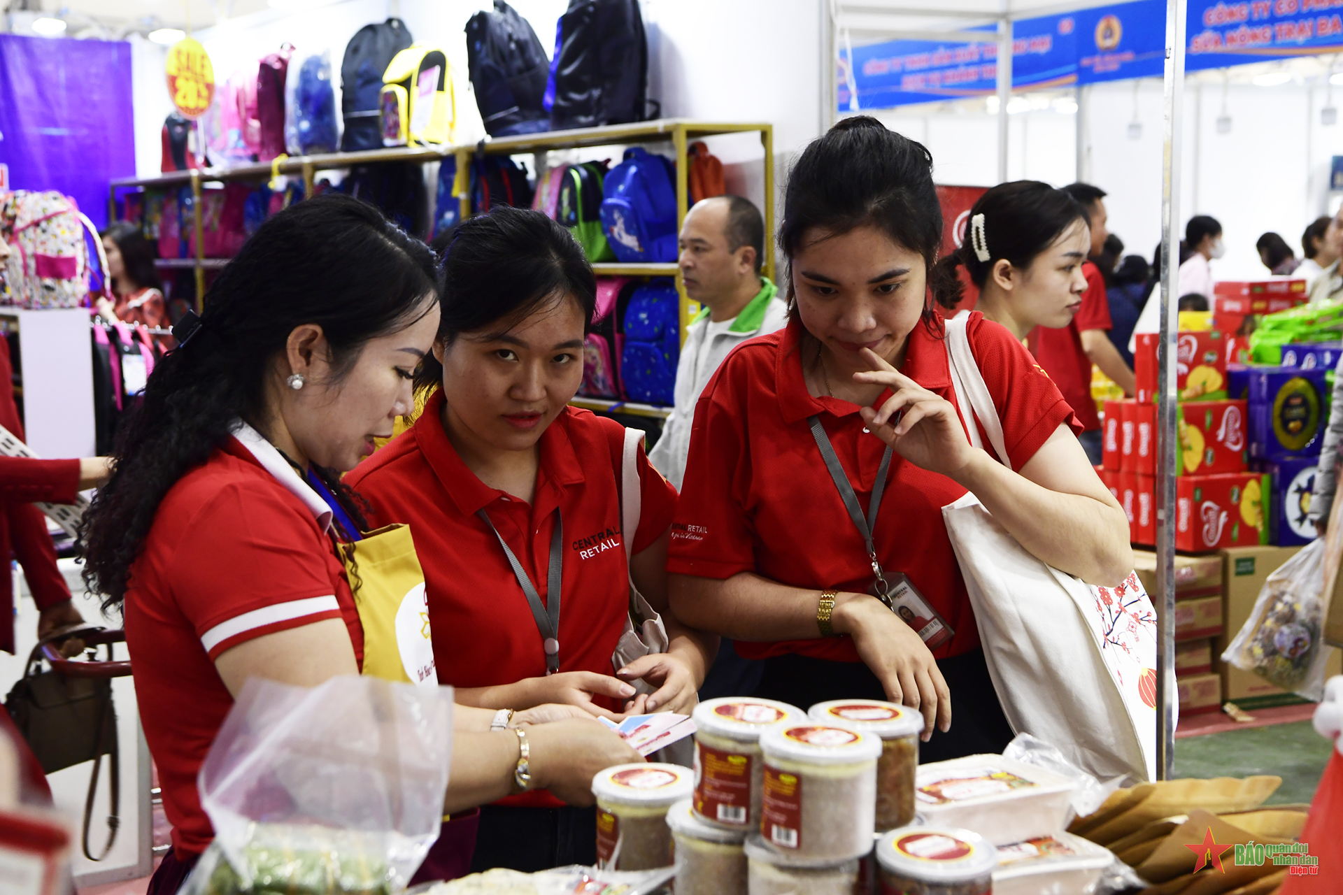 Chợ Tết Công đoàn 2024